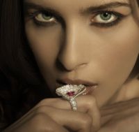 jewellery-and-girls-01