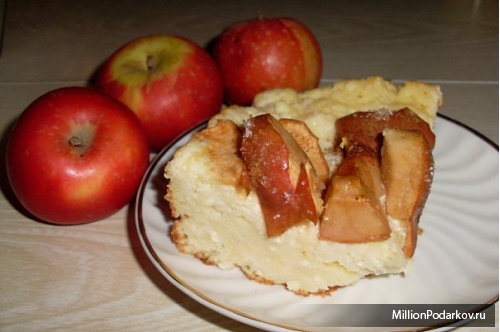 Рецепты для микроволновки – Творожный пирог с яблоками
