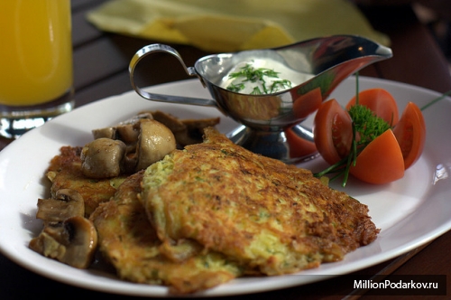 Рецепт драники с грибами и беконом