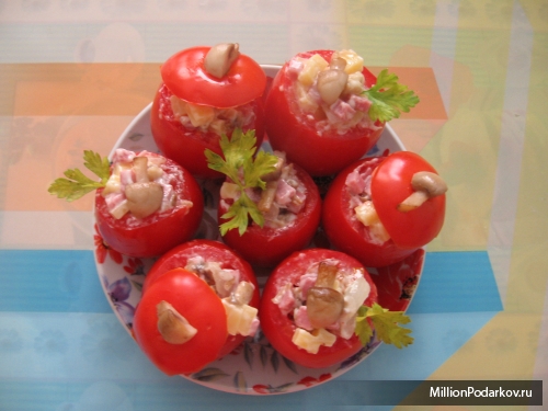 Рецепт “Фаршированные помидоры с грибами”