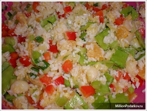 Рецепт с картинками салата из риса с грецкими орехами