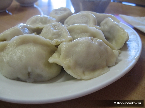 Рецепт украинской кухни – Галушки по-киевски с шампиньонами