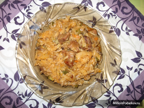 Рецепт второго блюда “Рис с капустой, грибами и солеными огурцами.”