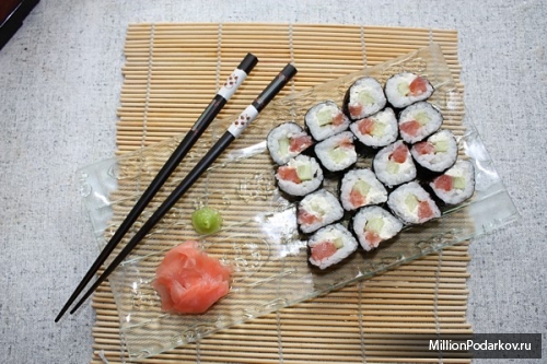 Рецепт японских роллов с семгой