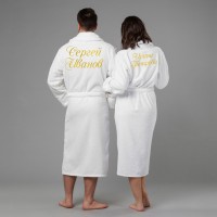 Комплект халатов с вышивкой Именные (белые) - фото