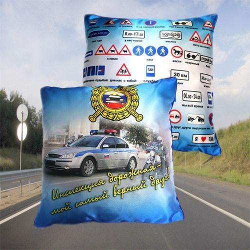 Подушка За рулем - фото