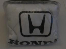 Комплект чехлов для подголовников Honda - фото
