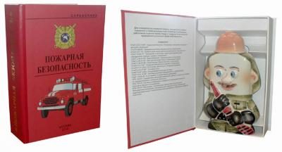 Подарочный штоф Пожарный - фото