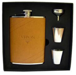 Подарочный набор VIRON с фляжкой 230мл, воронка, 2 стакана - фото