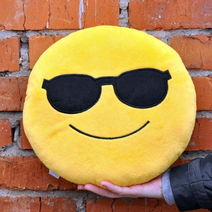 Подушка Emoji Sunglasses Emoji 27 см ярко-желтая - фото