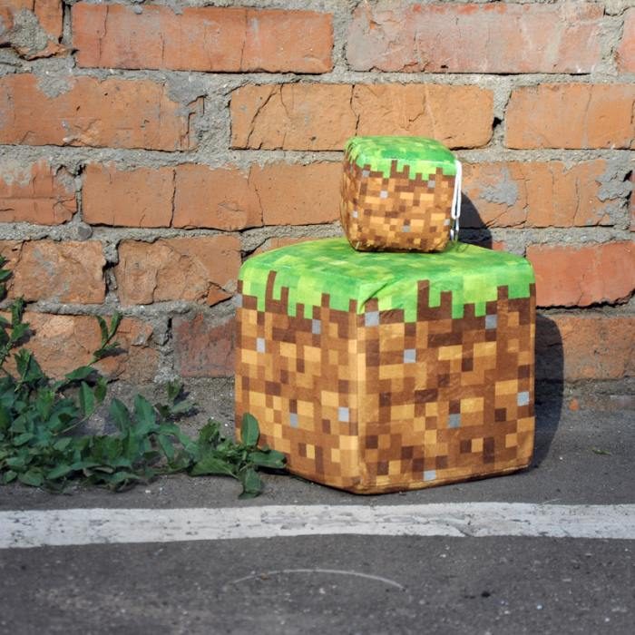 Подушка Блок земли Minecraft 20x20 см - фото