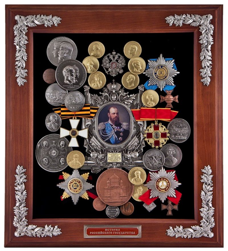 Ключница настенная "Александр III" большая 50*45*10 см - фото