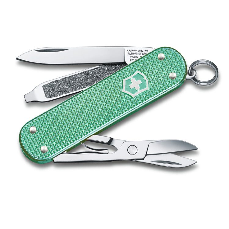 Нож-брелок Classic SD Alox Colors Minty Mint VICTORINOX 0.6221.221G - фото