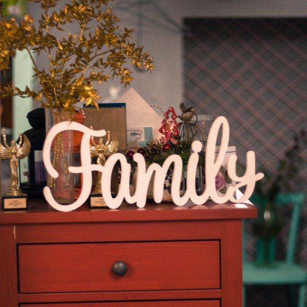 Слово для интерьера Family - фото