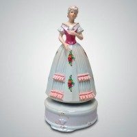 Статуэтка музыкальная «Дама», h=23,5 см - фото