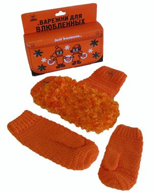 Варежки для влюбленных - фото