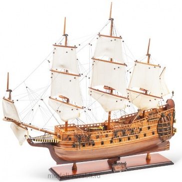 Коллекционная модель корабля HMS FAIRFAX с парусами - фото