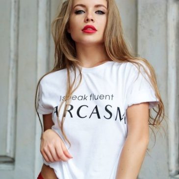 Футболка  I SPEAK FLUENT SARCASM - фото
