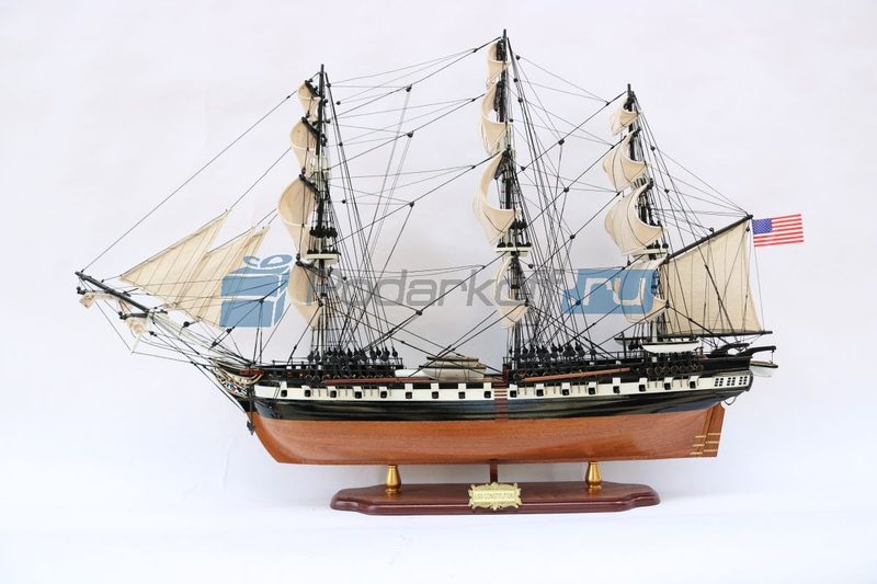 Модель парусника USS Constitution (Конституция), 94 см - фото