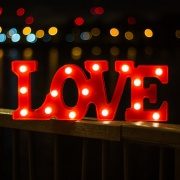 Led светильник Love - фото
