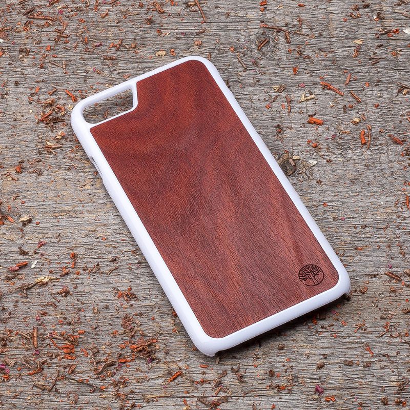 Чехол для Apple iPhone 7 с вставкой из шпона настоящего красного дерева - фото