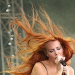 Epica_simone_simons