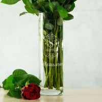 Именная ваза для цветов 8 марта - фото