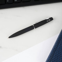 Ручка с гравировкой инициалов Комфорт черная - фото