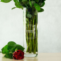 Именная ваза для цветов С пожеланиями на 8 марта - фото