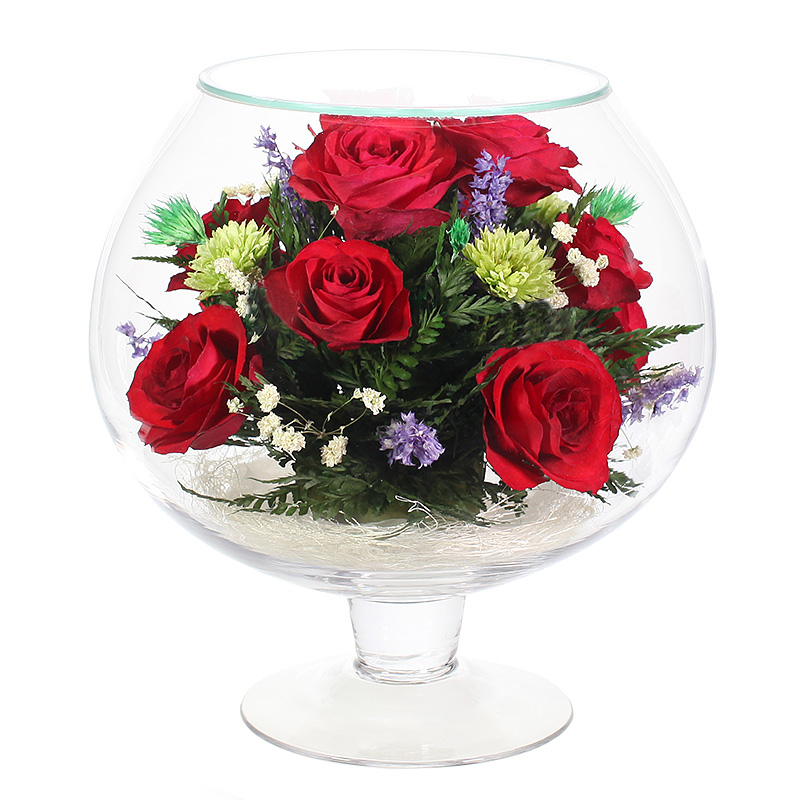 Что положить в вазу с розами. Цветы в вакууме. Композиции в вазах бокалах. Живые цветы в вакууме.