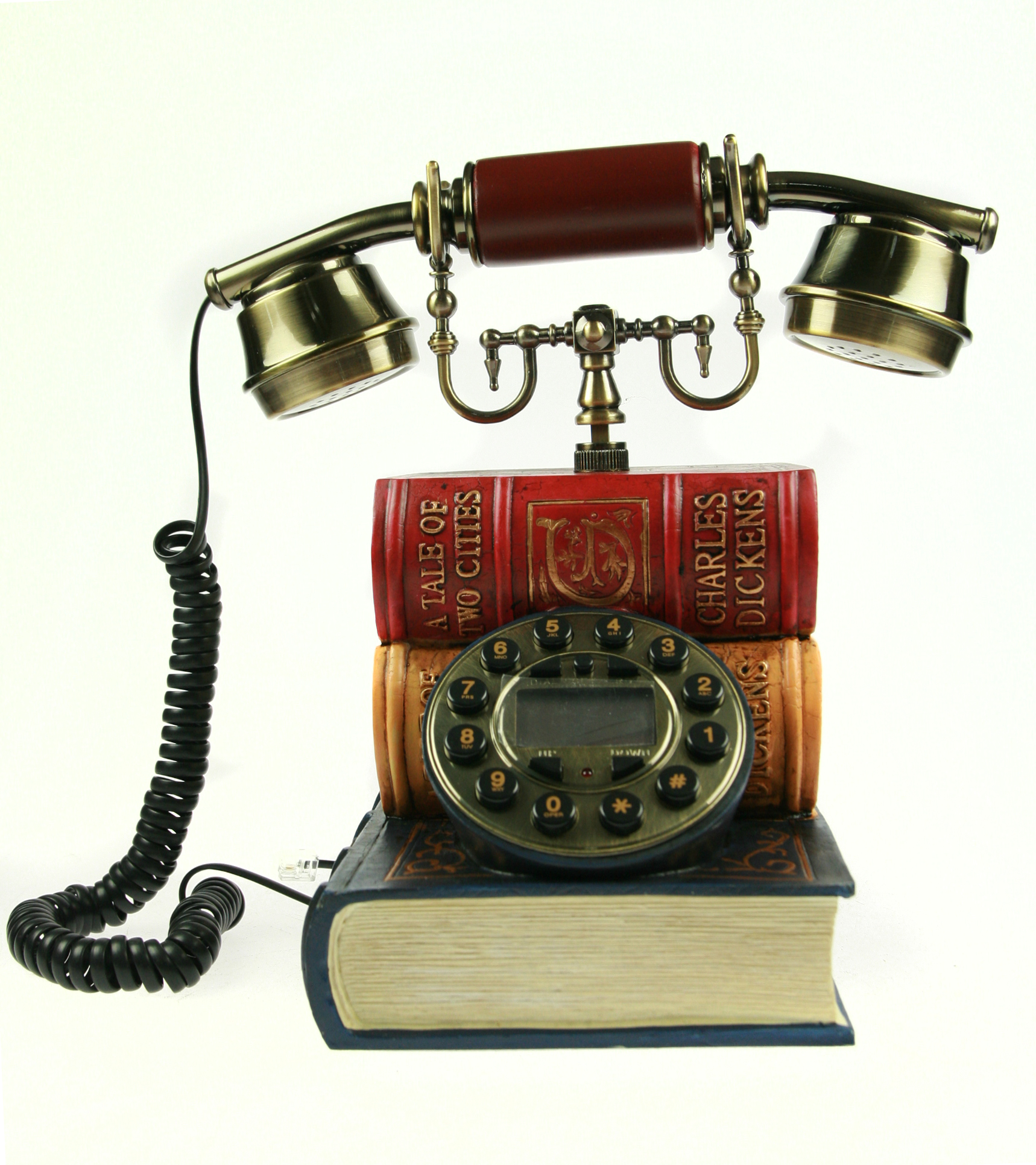 Покой 40 телефон. Старинный телефон. Телефон 40-х годов. Старинные подарки. Телефон кнопочный ретро.