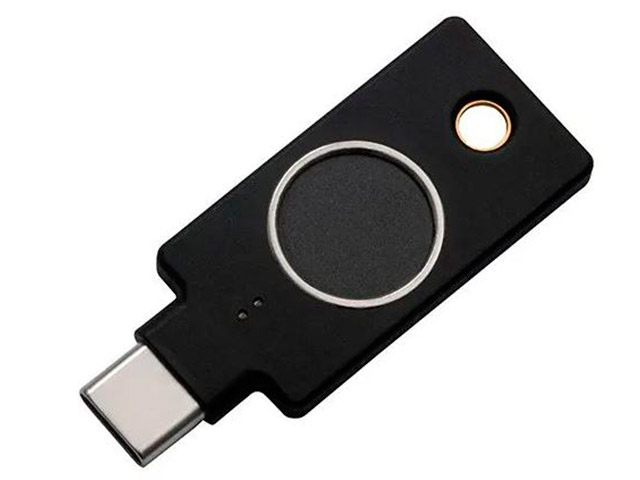 Аппаратный ключ U2F YubiKey Bio Fido Edition Type-C - фото