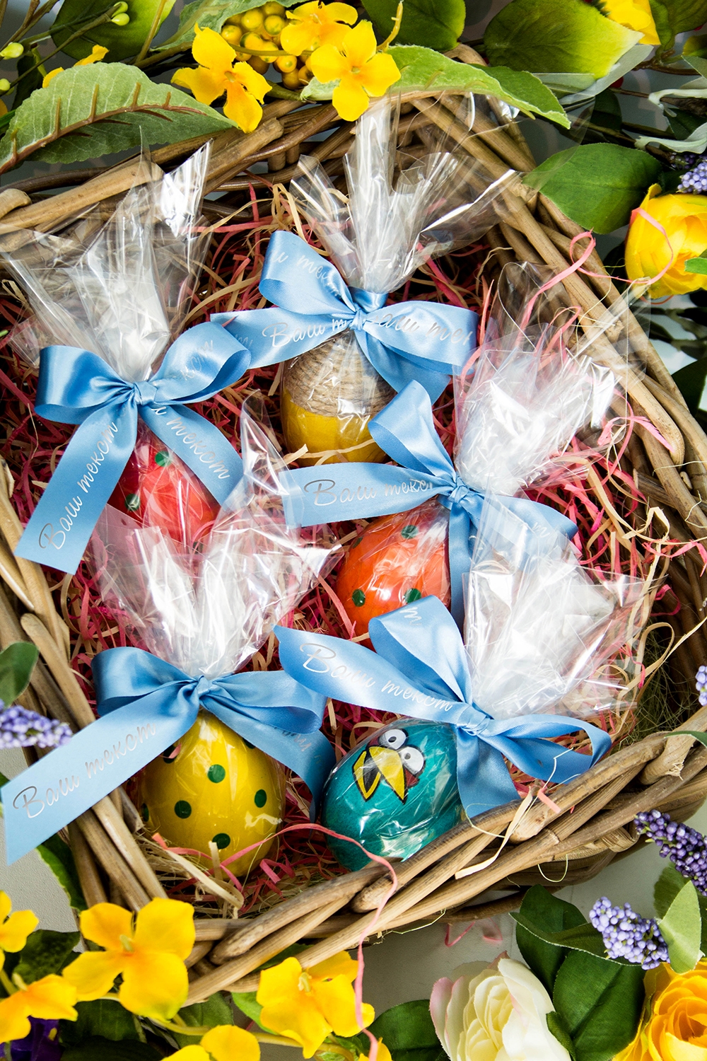 Набор "с пасхой!". Пасхальные наборы в подарок. Пасхальный сладкий набор. Подарок пасхи. Корзина на пасху в подарок.