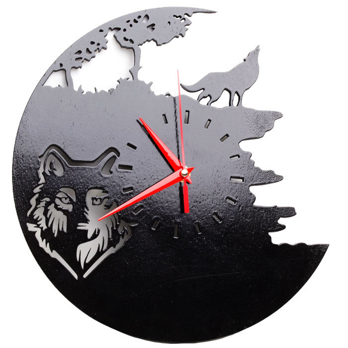 Час волков 5. Часы волк. Волк (часы настенные). Часы Волков. Настенные часы с волками зимой.