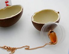 Романтичный киндер-сюрприз
